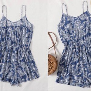 Sale 🎉 NEW!! Size 6 Paisley Print Knot Waist Slip Romper